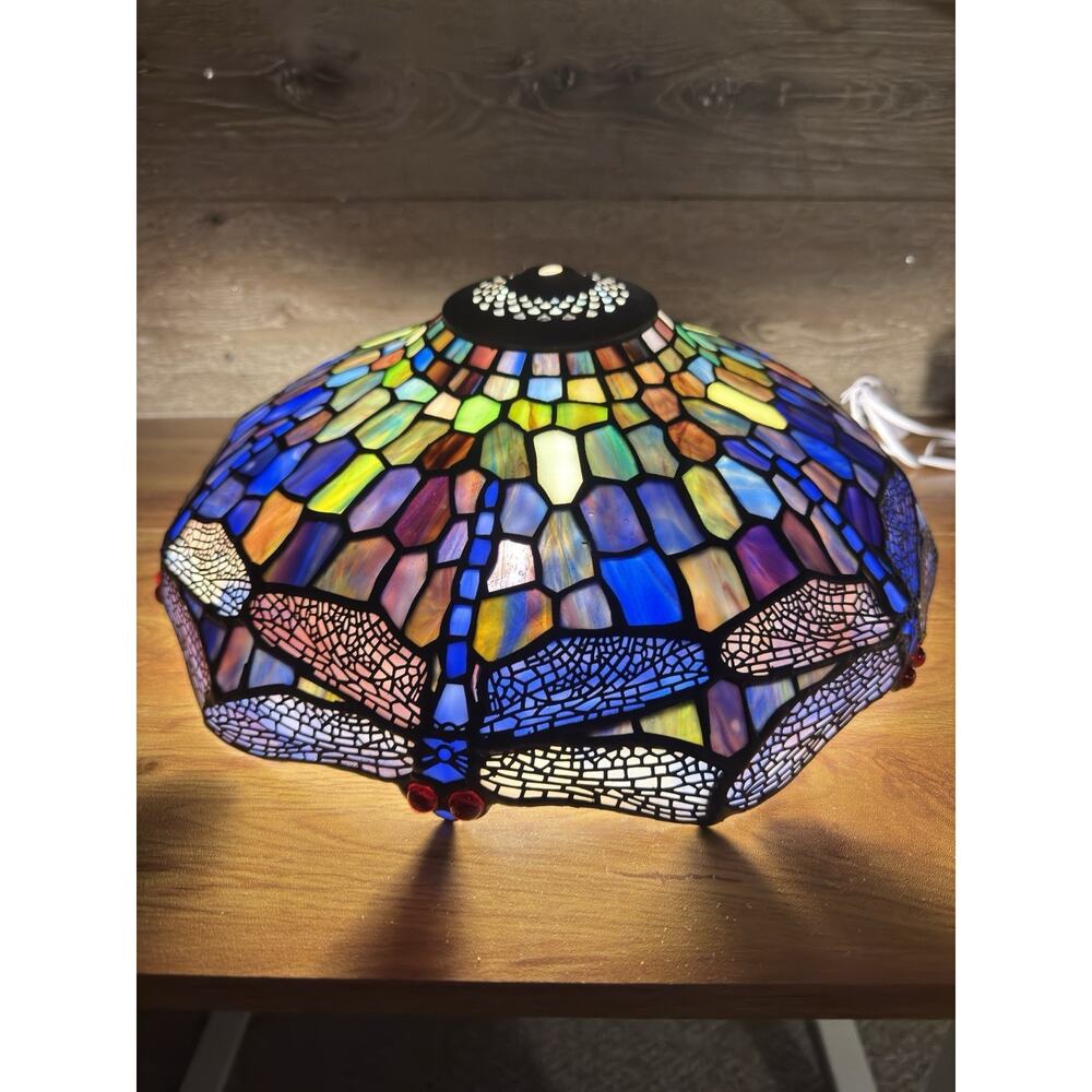 Quoizel collection Dragonfly Stained Glass Lamp Shade 15.5x6.5” - Picture 2 of 11